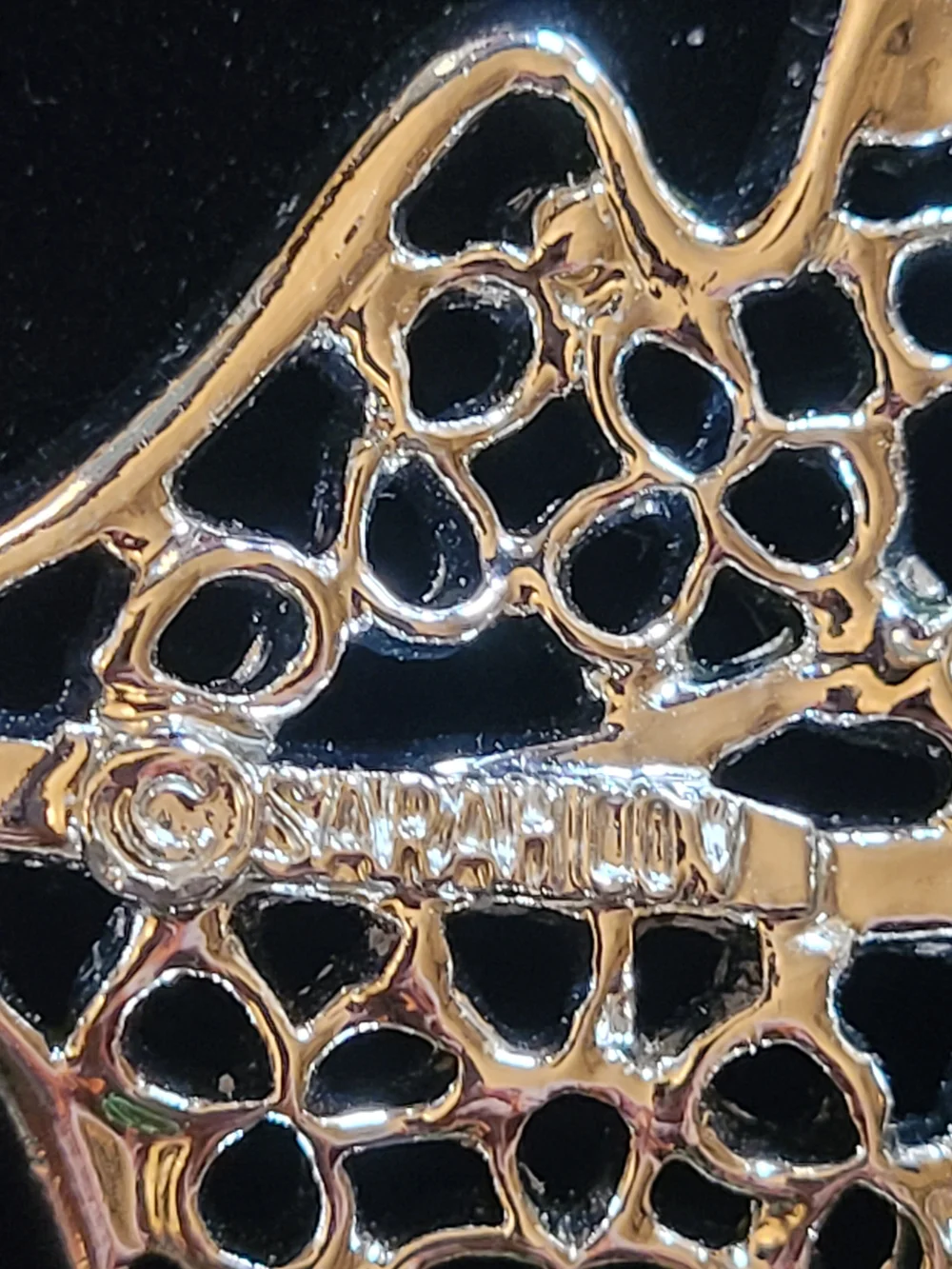 Vintage Sarah Coventry Silver Filigree Leaf Brooch Signed